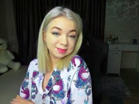 Hello my dear viewers! My name is Nicole and I live in Poland :) I am going to be honest with you: i love freedom and my goal is - to be free. I want to visit new countries, find new people and, finally, i want to get rid of my chains: the mortgage. That