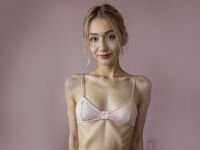 topless webcam girl LisaSchneider
