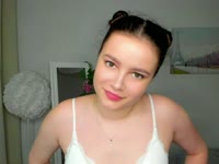 Hey! I’m a sensual, playful, and slightly mysterious girl who loves attention and the special atmosphere that can appear between two people. I enjoy meeting new people, feeling their mood, and slowly creating that spark that makes things a little hotter.