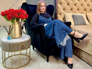 NeylaLee1