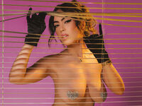 naughty camgirl AmelyLu