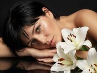 naked camgirl masturbating with dildo AnaKara