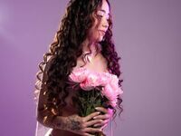 cam slut chat BellaClaire