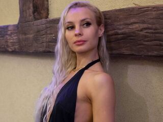 camgirl porn cam CathiGetsinger