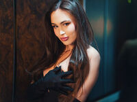 girl showing tits Eva