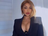 masturbating cam girl LindaDu