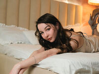 naked cam chatroom PollyGlen