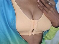camslut masturbating RitikaRani