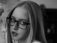adult livecam SheliaEdwards