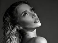 sex webcam chatroom TiffanyAddams