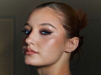 flirt chat room VerniaGrenon