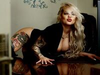 camslut spreading pussy LorenaKarter