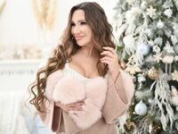 naughty cam girl fingering shaved pussy MonicaQueens