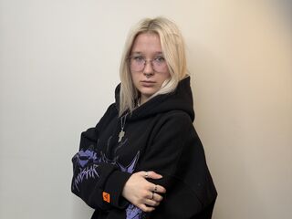 webcamgirl video chat AdelinaCostanti