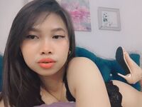 naked cam girl picture AickoChann