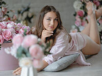 nude webcam girl AishaVoss