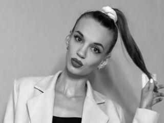 naked camgirl masturbating AlexaSunchez