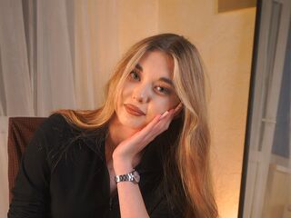 girl naked AlonaYouell
