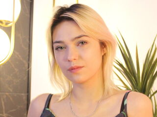 cybersex chatroom AlysiaBennet