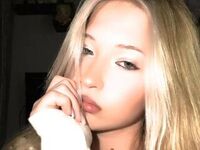camgirl masturbating with sex toy AnjanetteGalpin