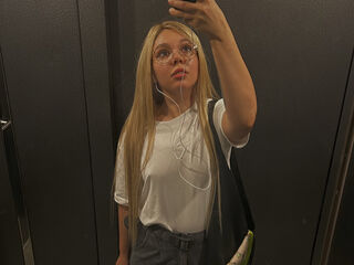 shaved pussy web cam AnnaSebastian