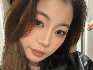 camslut fingering shaved pussy AugustFeng