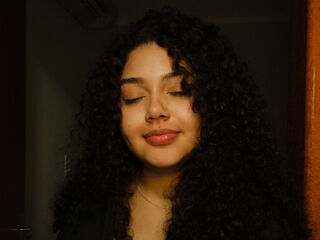 webcamgirl chat room BeatrizMelox