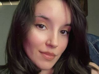 web cam show BirdieBirchett