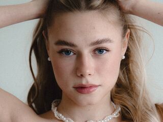 camwhore photo BrittaniBrogren