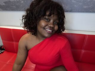 naked camgirl fingering pussy CarmenDubois