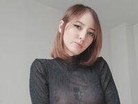 camwhore fingering pussy CarmenRogue