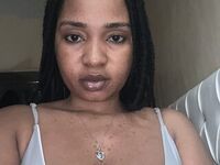 free live chatroom CarolineJames