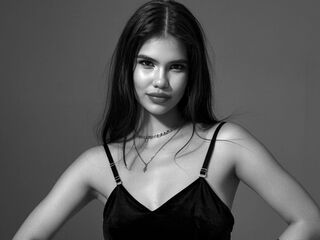 jasmin CelesteMaze