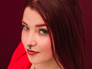 camgirl shaving pussy CelesteRevolt