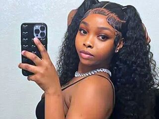 webcamstripper ChristabelBella