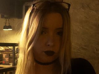 hot cam girl fingering CorrinKendig