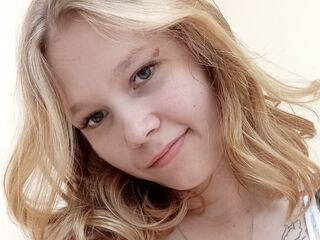 hot naked cam girl DainePostema