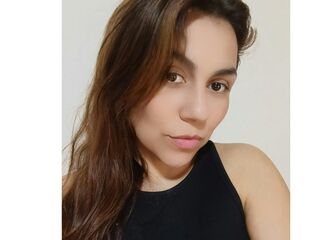 fingering camgirl DaniMiel
