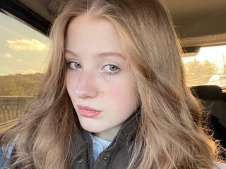 girl cam DaniellaSunshine