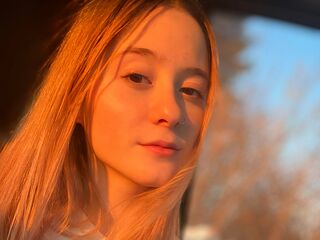 fingering cam girl DarlenaBallew