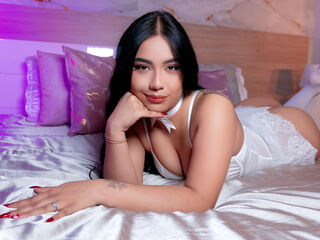 naked cam girl masturbating with sextoy DianaBardot