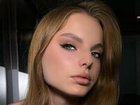 bedroom live webcam DoraWilliams