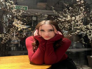 fingering webcamgirl EarthaBlaise