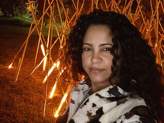 nude camgirl picture ElaMerisan