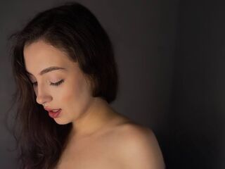naughty camgirl photo ElaraEden