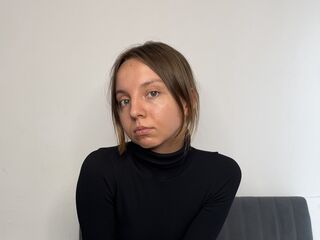camslut video EleonoraSzabo