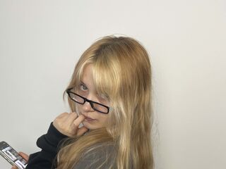 free live webcam sex EloiseGow