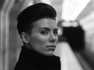 naked cam girl picture FarahBurn