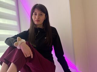 camgirl masturbating with vibrator GaryMcGee