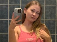 chatroom sex GlossyMonica